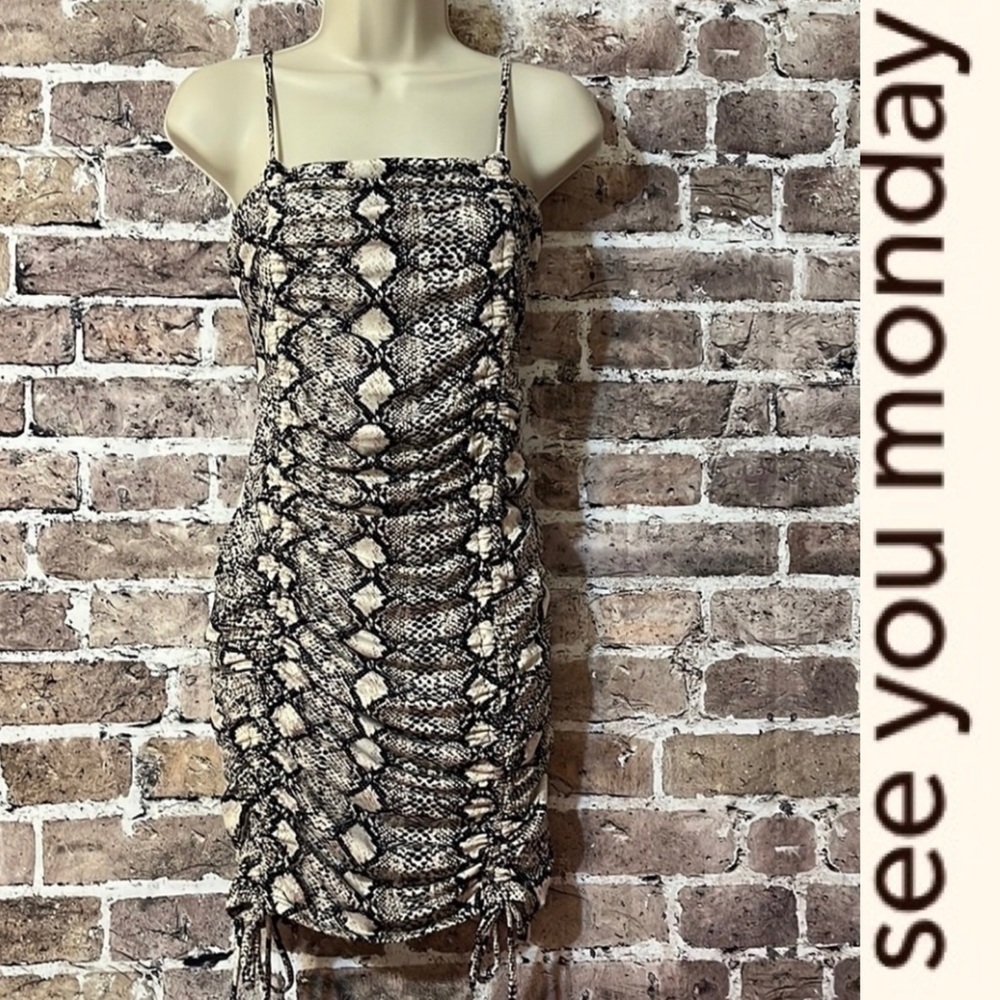 SYM Soft Mini‎ Dress